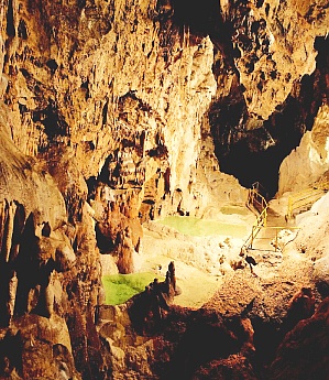 Výzdoba Harmaneckej jaskyne